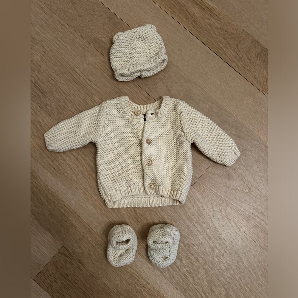 Baby Gap Infant Outfit
